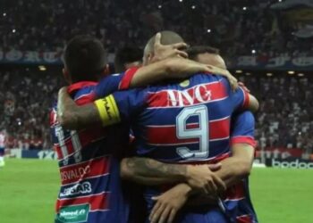 Fortaleza x Chapecoense: onde assistir, horário, escalações e arbitragem