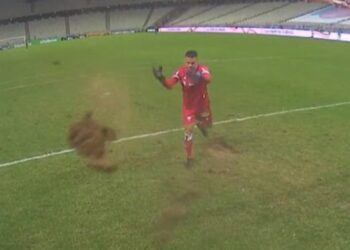Guto Ferreira lamenta atitude de Felipe Alves: “você vacilou, falta de respeito com a gente”