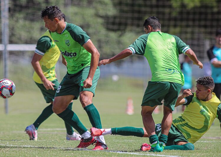 Floresta recebe Botafogo/PB em confronto direto pelo G4 da Série C