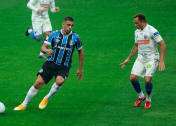 Grêmio x Fortaleza: onde assistir, horário, escalações e arbitragem