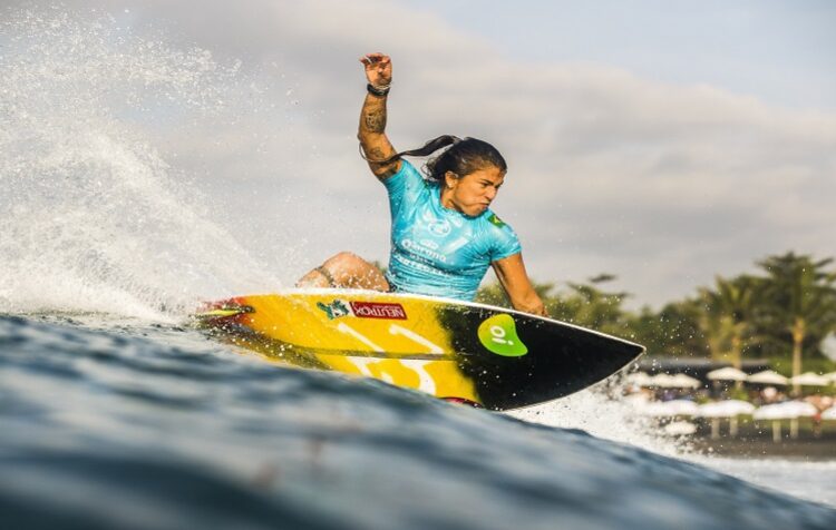 Surfista cearense Silvana Lima, representante do Brasil na Olimpíada de Tóquio, testa positivo para Covid-19
