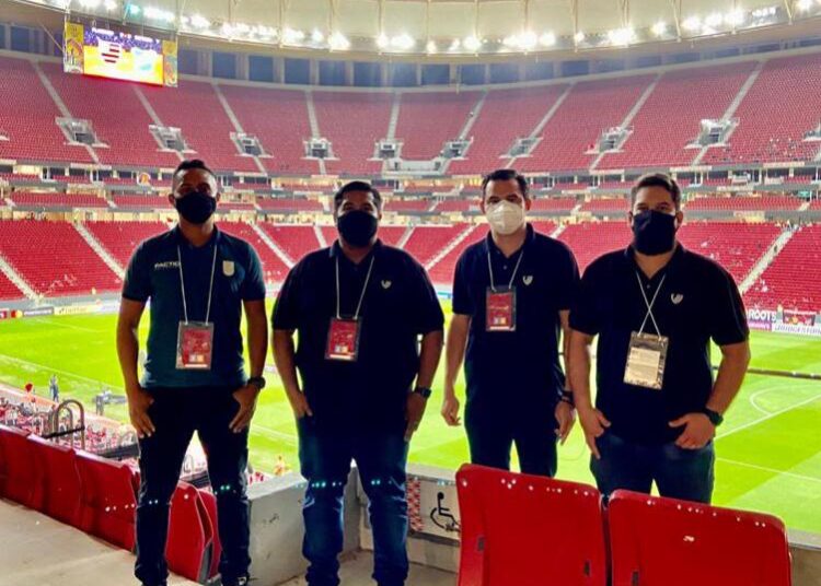 Em jogo do Flamengo, representantes do Ceará conhecem protocolo para retomada de público nos estádios