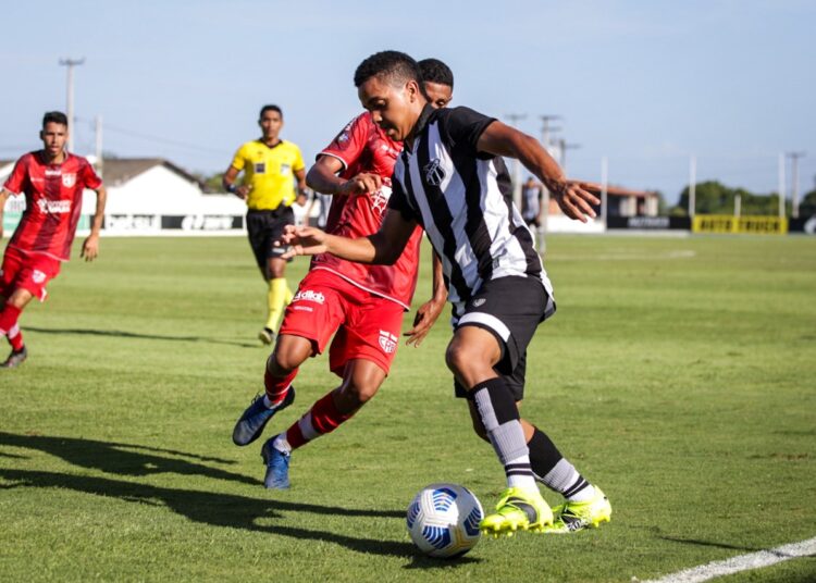Ceará perde para o CRB e Fortaleza fica no 0 a 0 com o Corinthians, pelo Brasileiro de Aspirantes