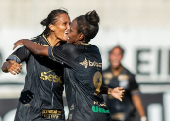 Ceará inicia duelo do acesso contra o Cresspom-DF