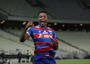 Com gols de David, Éderson e Torres, Fortaleza domina e goleia América/MG na Arena Castelão