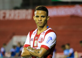 Ceará oficializa a contratação do atacante Erick, ex-Naútico e Braga