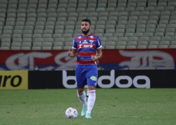 Volante Felipe recebe proposta de time da Arábia Saudita, diz jornalista