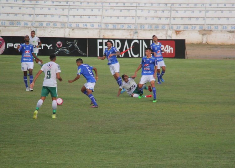 Iguatu vence Maracanã e está de volta à primeira divisão do Campeonato Cearense