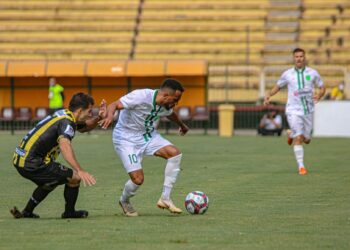 Floresta perde para o Volta Redonda, no Rio, e fica próximo do Z-4 na tabela