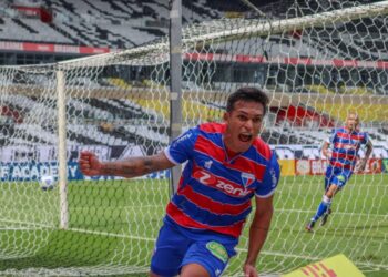 Autor do gol diante do São Paulo no último jogo, Robson quer Fortaleza “a 110%” contra o Bragantino