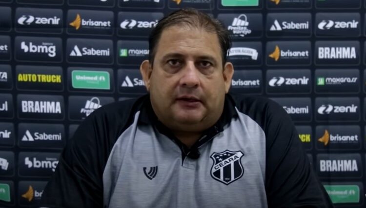 Guto Ferreira valoriza sequência invicta e destaca ponto fora de casa: “lá no final vai fazer toda a diferença”