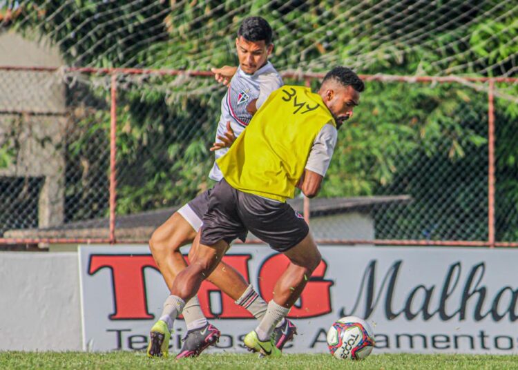 Em busca da reabilitação na Série C, Ferroviário recebe Volta Redonda no Elzir Cabral