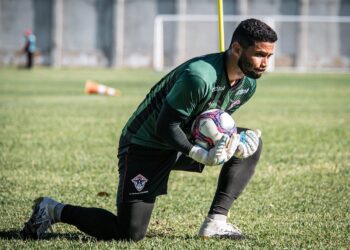 Atlético Cearense acerta retorno de atletas emprestados e mira  contratação de Zé Carlos, ex-Floresta