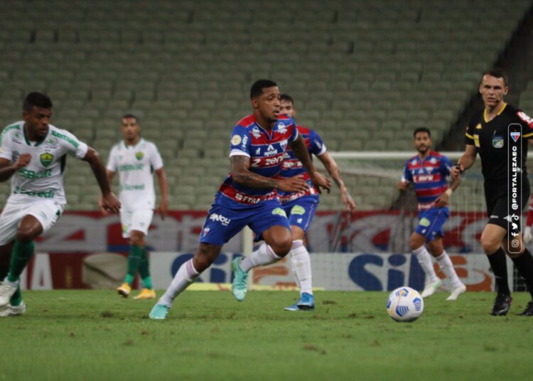 Fortaleza esbarra no bloqueio do Cuiabá e fica no empate em 0 a 0, na Arena Castelão