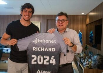 Goleiro Richard renova contrato com o Ceará até o fim de 2024