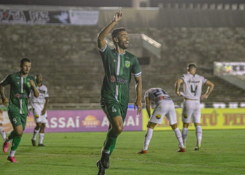 Floresta surpreende, vence o líder Botafogo-PB fora de casa e sobe na tabela