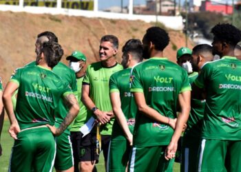 Cinco jogadores do América/MG testam positivo para a Covid-19 e não enfrentam o Ceará