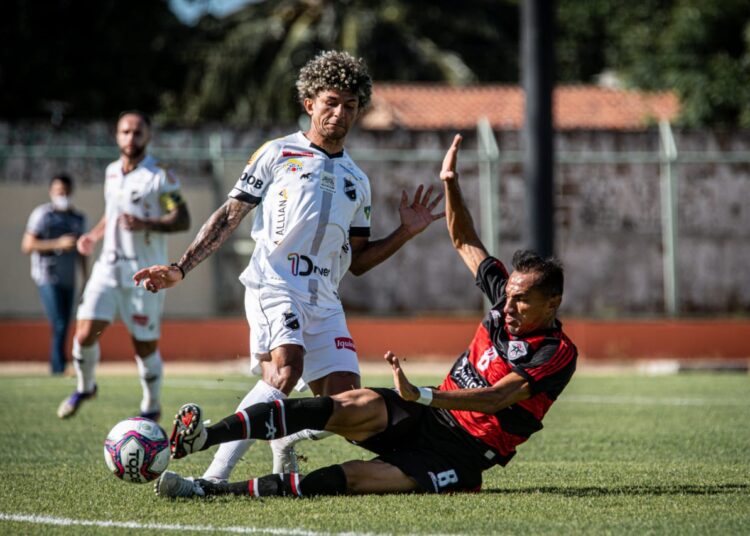 Atlético/CE vence o líder ABC com golaço de letra e retorna ao G4 da Série D