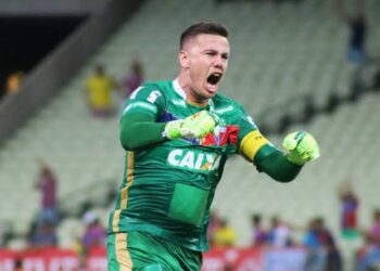 Em coletiva, Boeck elogia trabalho de Vojvoda e diz que Tricolor não é cavalo paraguaio