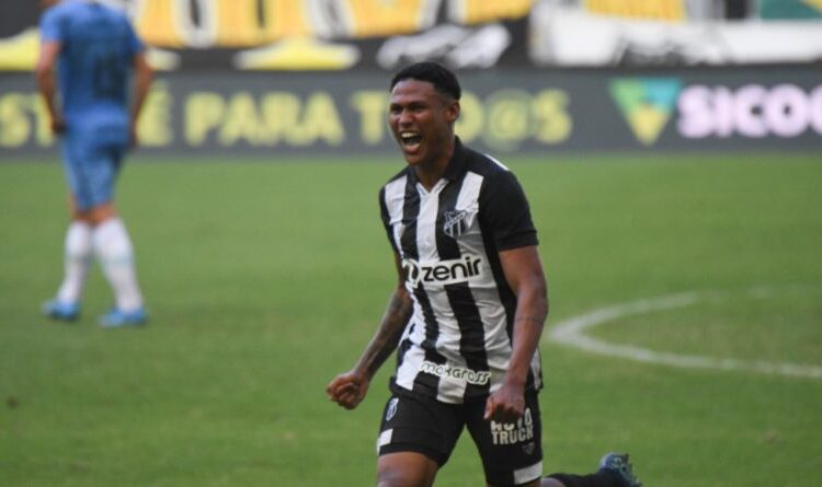 De criticado a esperança de gols: a volta por cima de Rick, artilheiro do Ceará no Brasileirão