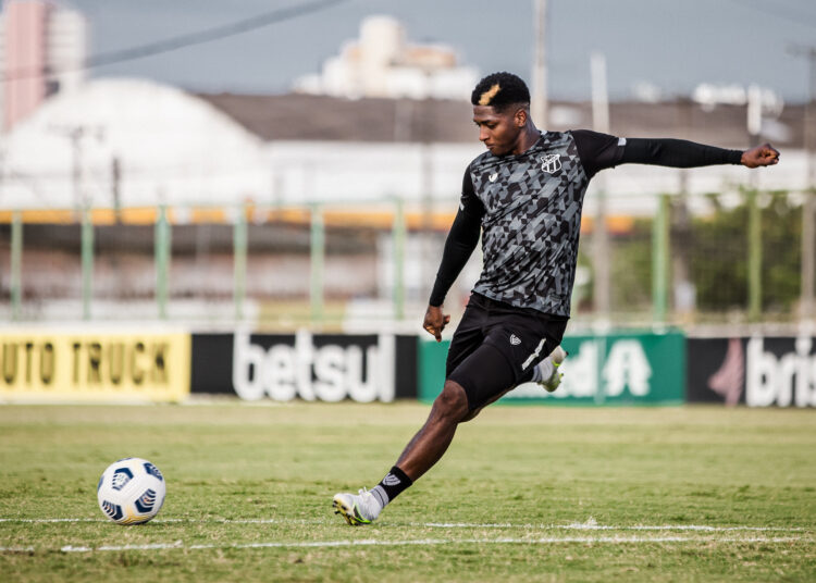 Yony González pode ser devolvido ao Benfica e negociado com outros clubes portugueses, diz site