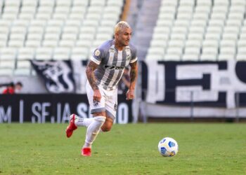 América/MG x Ceará: onde assistir, horário, escalações e arbitragem