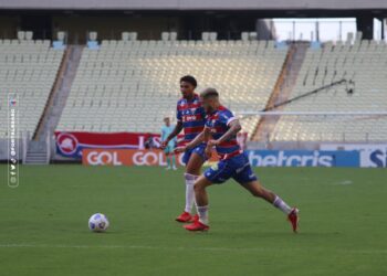 Fortaleza perde para o Atlético-MG e chega a 5 jogos sem vencer no Brasileirão
