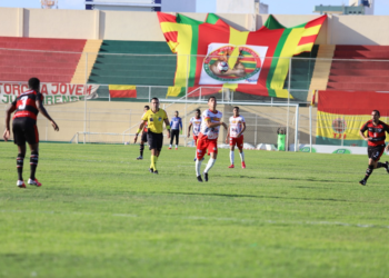 Em tarde de Carlão, Atlético vence Juazeirense nos pênaltis e está nas oitavas de final da Série D