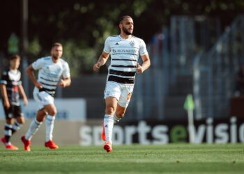 Arthur Cabral marca novamente pelo Basel e chega a 16 gols na temporada europeia