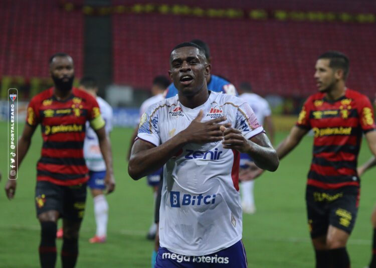 Benevenuto marca de cabeça, Fortaleza vence o Sport e assume o terceiro lugar no Brasileirão