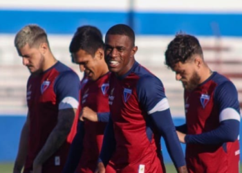 Recuperado da Covid-19, Marcelo Benevenuto volta aos treinos no Leão