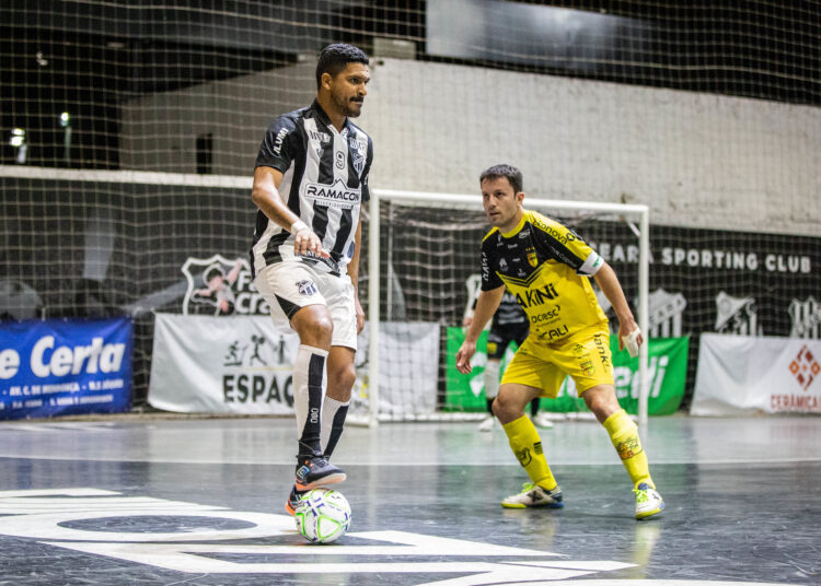 Fora de casa, Ceará enfrenta o Jaraguá para decidir o título da Copa do Brasil de Futsal