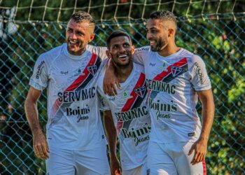 Ferroviário enfrenta o Manaus fora de casa com o objetivo de retornar ao G4 da Série C