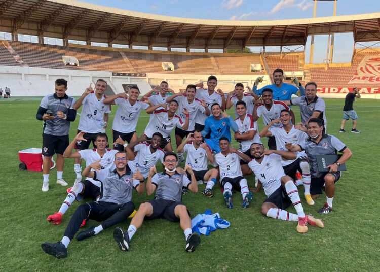Com show de Carlão, Atlético Cearense brilha em Araraquara e conquista acesso à Série C do Campeonato Brasileiro