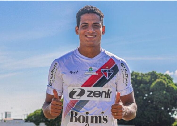 Ferroviário anuncia a contratação do atacante Hugo Freitas, ex-Guarany