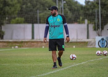 Daniel Rocha exalta coragem do Floresta contra o Santa Cruz e divide méritos da classificação com atletas