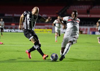 Fabinho marca golaço, mas Ceará cede empate ao São Paulo no Morumbi