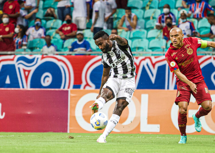 Em confronto direto, Bahia e Ceará empatam na Fonte Nova