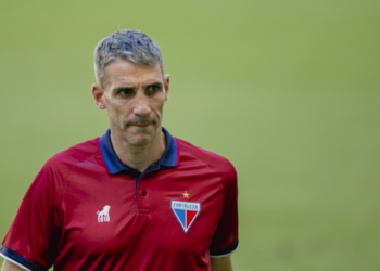 “Tivemos o controle do jogo desde o primeiro minuto”, destaca Vojvoda após vitória do Fortaleza