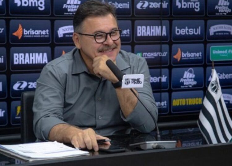 Em eleições conturbadas e ainda sub-judice, Robinson de Castro é reeleito com folga para triênio 2022/2024