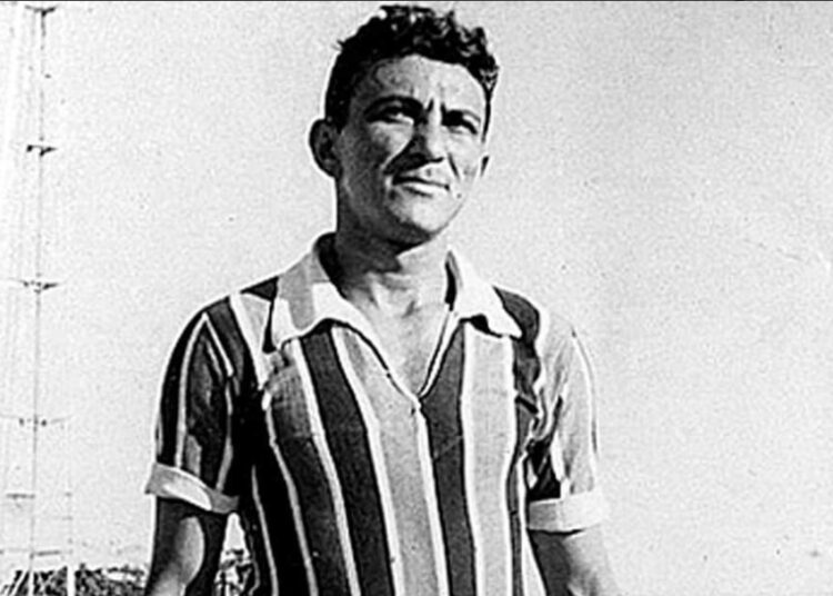 Um dos maiores ídolos da história do Ferroviário, ex-atacante Pacoti morre aos 88 anos
