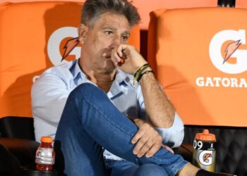 Às vésperas de jogo contra o Ceará, Flamengo vive clima de “ressaca” e indefinição