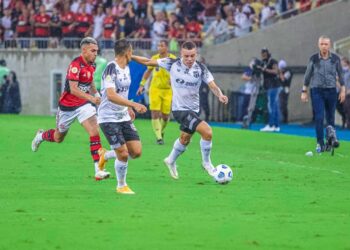 Ceará perde para o Flamengo por 2 a 1 e precisa vencer América para seguir sonhando com Libertadores