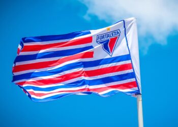 Fortaleza lança pacote de ingressos para torcedores cadastrados no CadÚnico