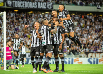 Messias marca de cabeça e Ceará vence Cuiabá na Arena Castelão