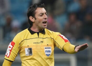 CBF define árbitro Fifa para comandar o Clássico-Rei desta quarta-feira (17)
