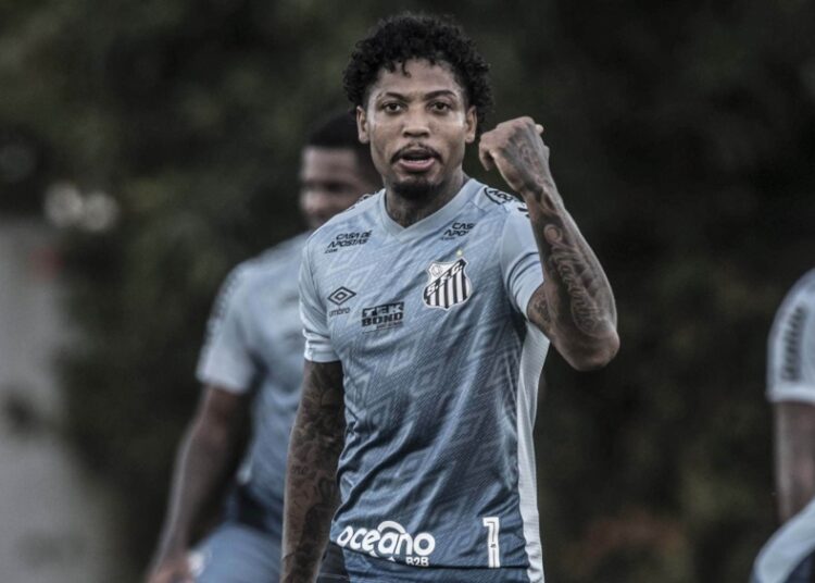 Adversário do Fortaleza, Santos deve ter Marinho de volta no jogo desta quinta-feira (25)
