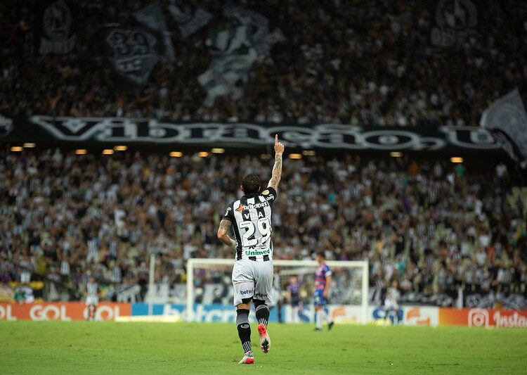 Vina projeta montagem de elenco forte em 2022 para grandes conquistas: ‘Fazer uma temporada vencedora’