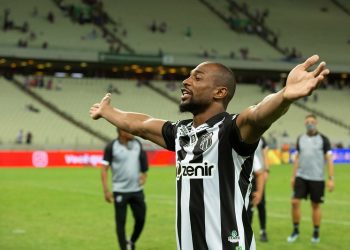 Luiz Otávio analisa temporada do Ceará: ‘Elenco forte que brigou em todas as competições’