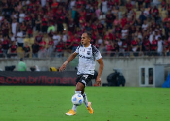 Bruno Pacheco estende vínculo com o Ceará por mais duas temporadas